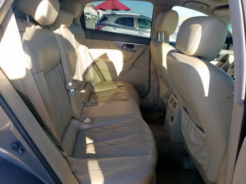 2011 INFINITI FX35   