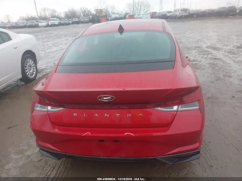 2021 HYUNDAI ELANTRA SEL