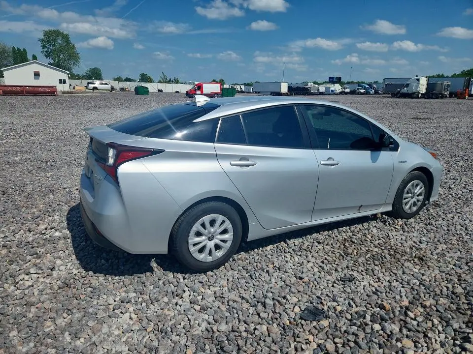 2022 TOYOTA PRIUS   