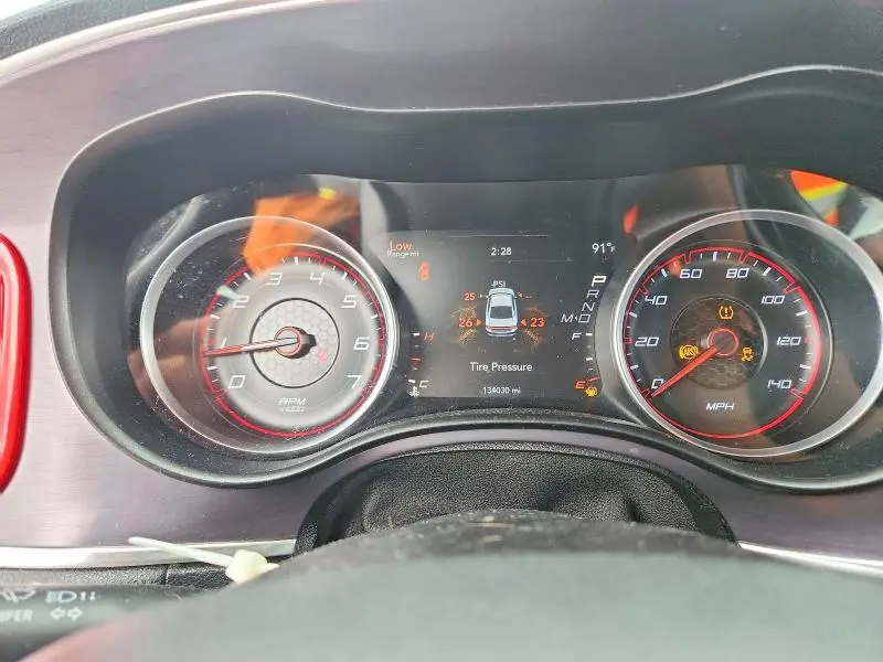 2015 DODGE CHARGER SE  