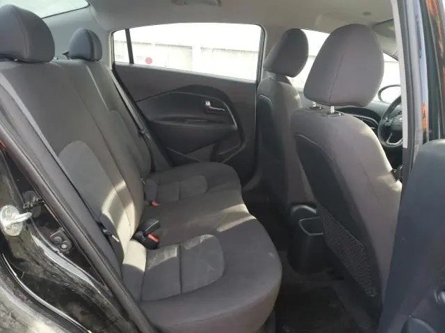 2017 KIA RIO LX  