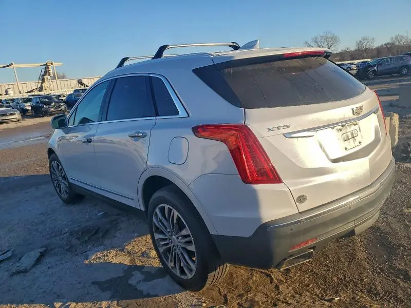2017 CADILLAC XT5   