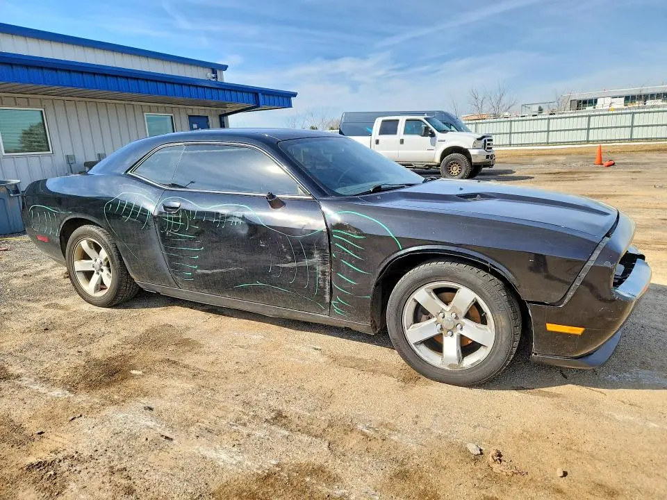 2012 DODGE CHALLENGER SXT  