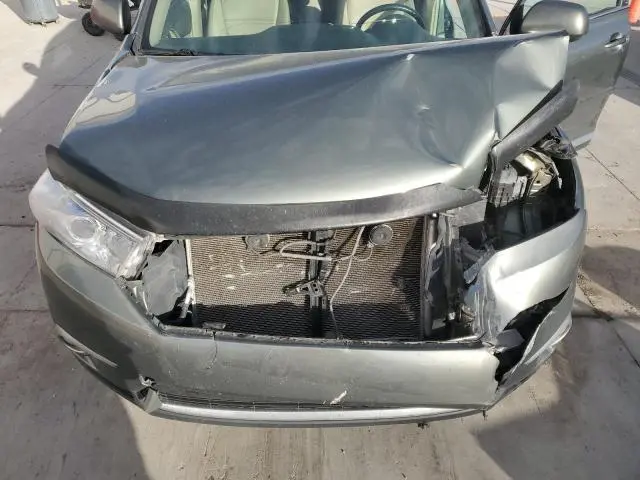 2013 TOYOTA HIGHLANDER BASE  