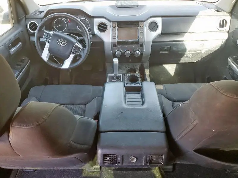 2016 TOYOTA TUNDRA CREWMAX SR5  