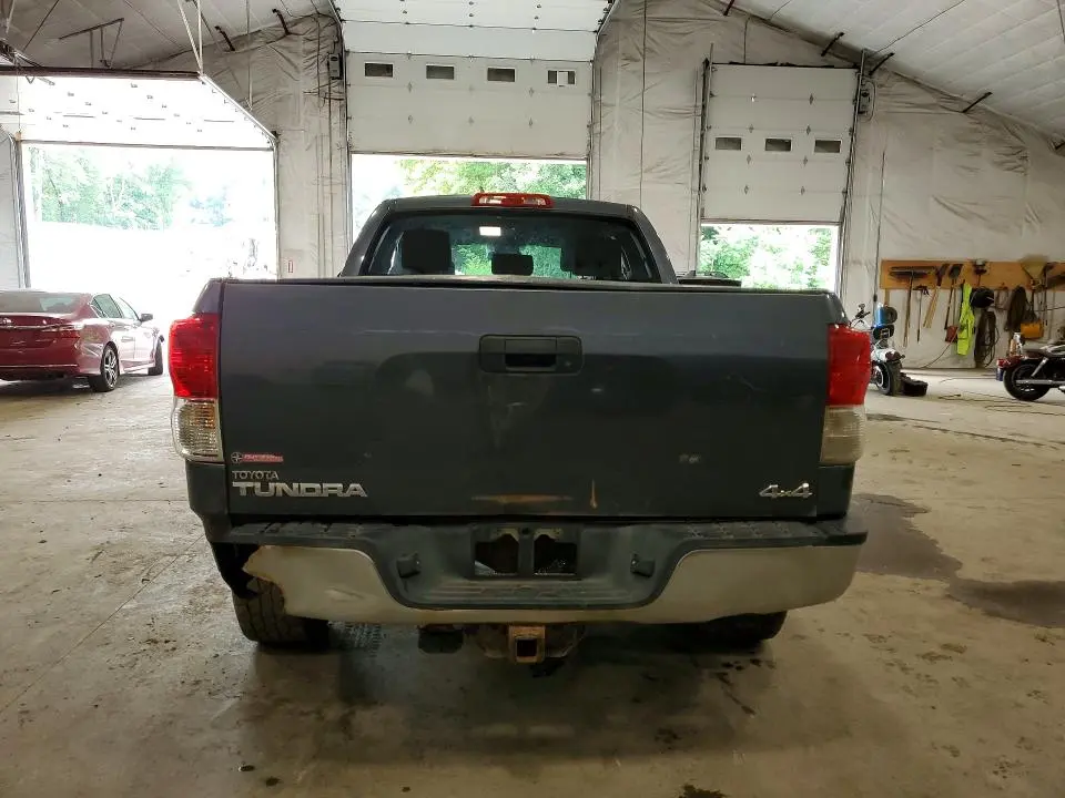 2010 TOYOTA TUNDRA DOUBLE CAB SR5  