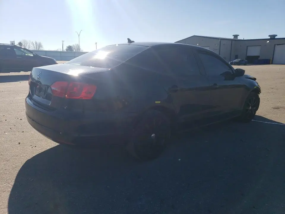 2014 VOLKSWAGEN JETTA SE  