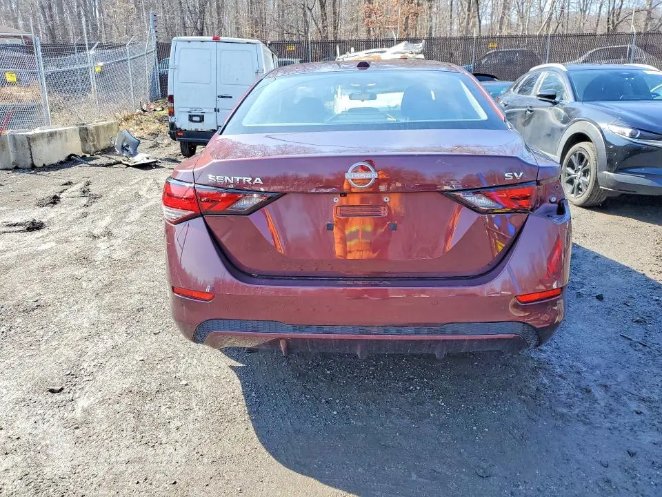 2024 NISSAN SENTRA SV  