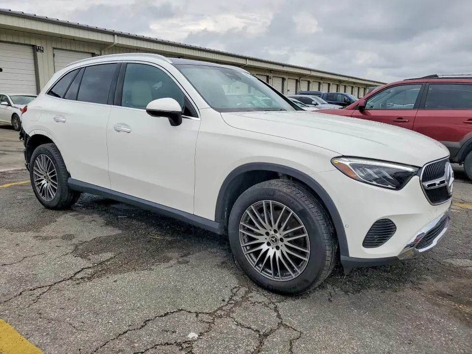 2025 MERCEDES-BENZ GLC 300 4MATIC  