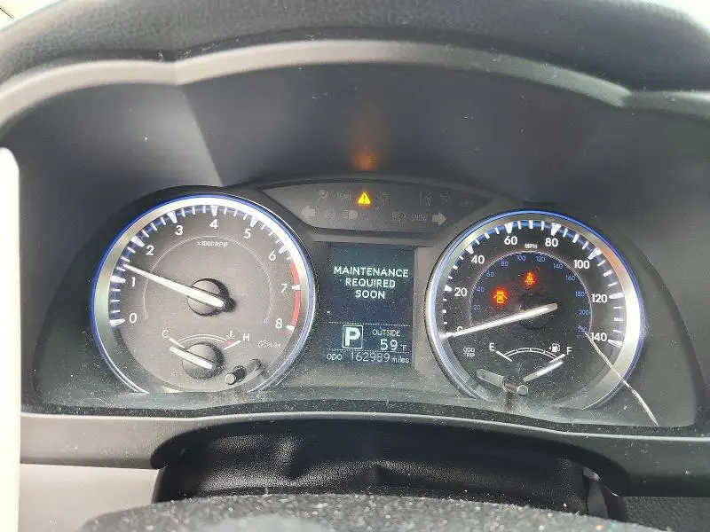 2015 TOYOTA HIGHLANDER LE  