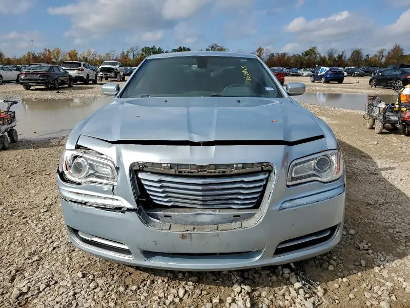 2013 CHRYSLER 300   
