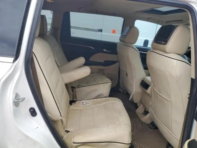 2016 TOYOTA HIGHLANDER HYBRID LIMITED  