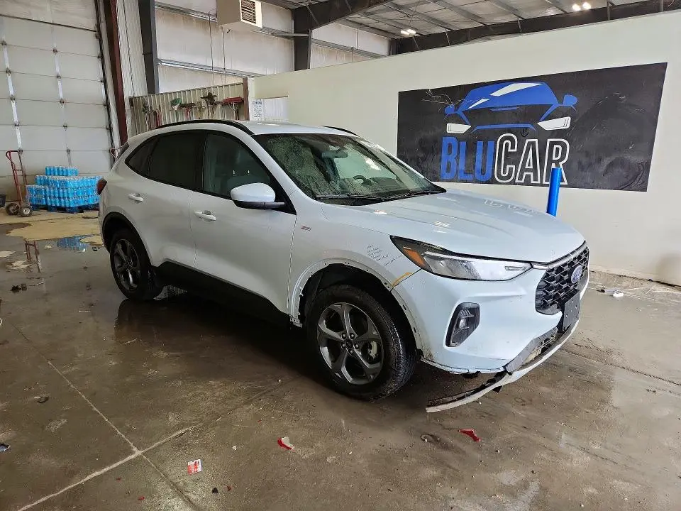 2025 FORD ESCAPE ST LINE SELECT  