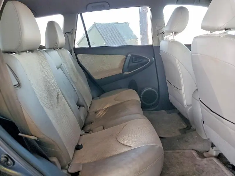 2014 TOYOTA RAV4 EV BASE  