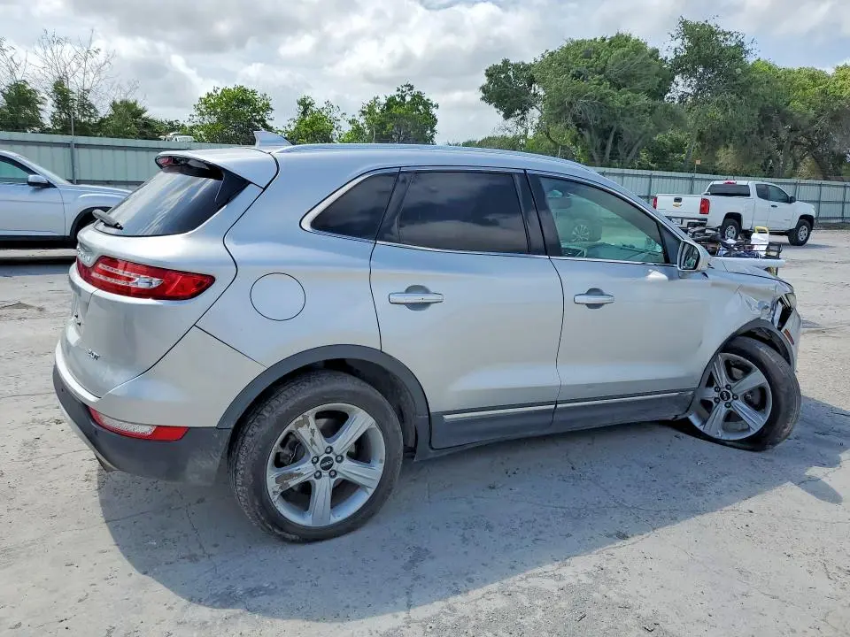 2017 LINCOLN MKC PREMIERE  