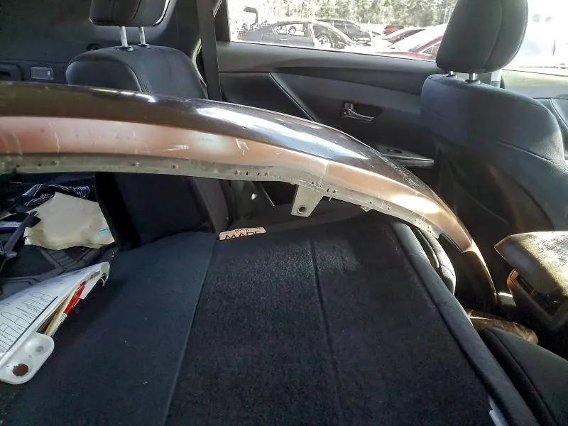 2013 TOYOTA VENZA LE  