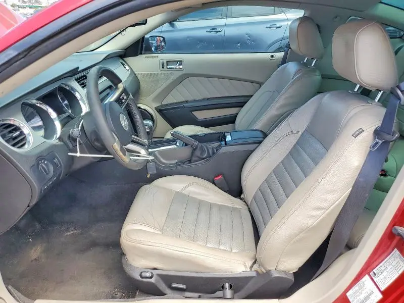 2011 FORD MUSTANG   