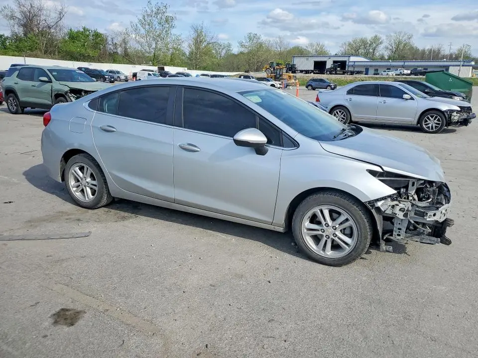2016 CHEVROLET CRUZE LT  
