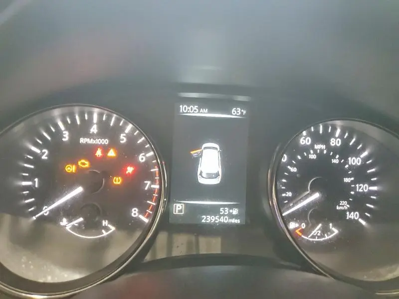 2017 NISSAN ROGUE SV  