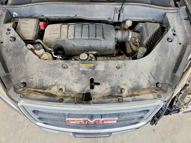 2015 GMC ACADIA SLE  