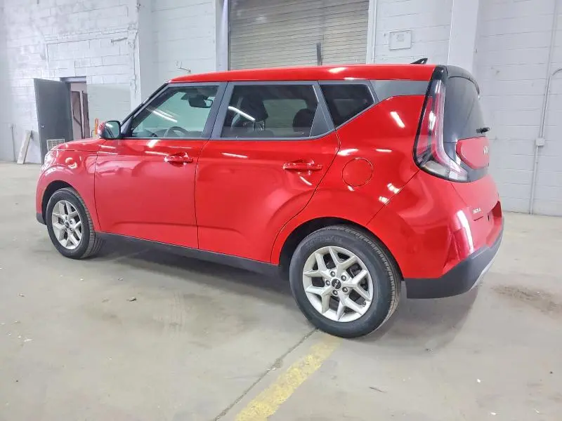 2023 KIA SOUL LX  