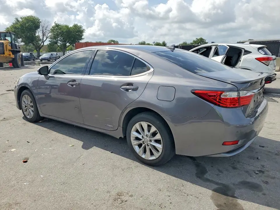 2013 LEXUS ES 300H  
