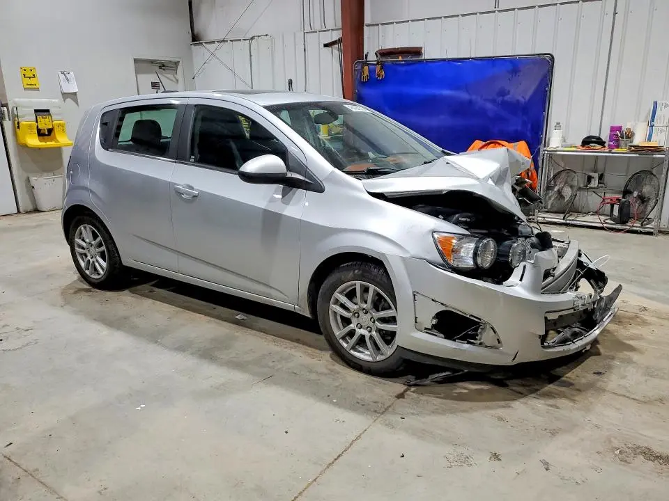 2015 CHEVROLET SONIC LT  