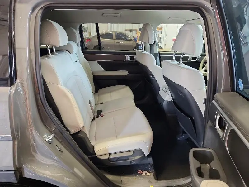 2024 HYUNDAI SANTA FE SE  