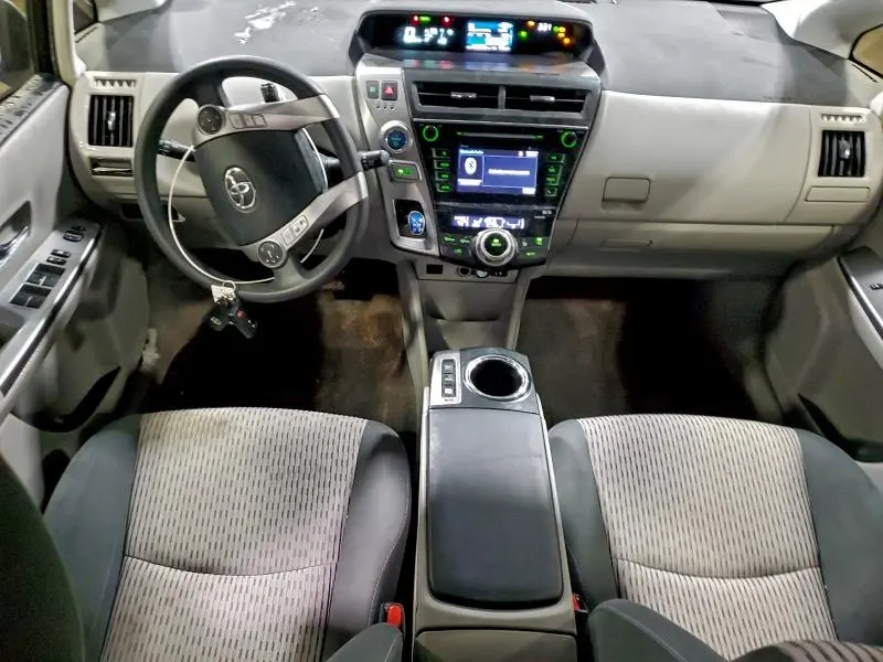 2015 TOYOTA PRIUS V   