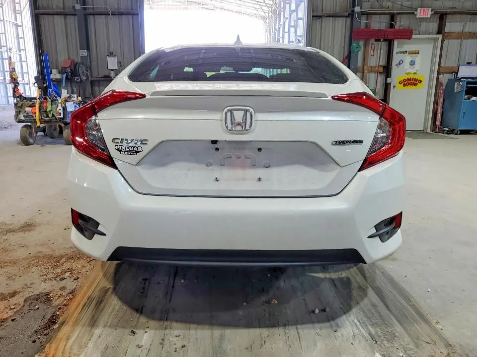 2017 HONDA CIVIC TOURING  