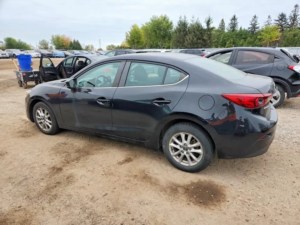 2018 MAZDA 3 GS  