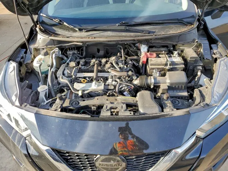 2021 NISSAN VERSA SV  