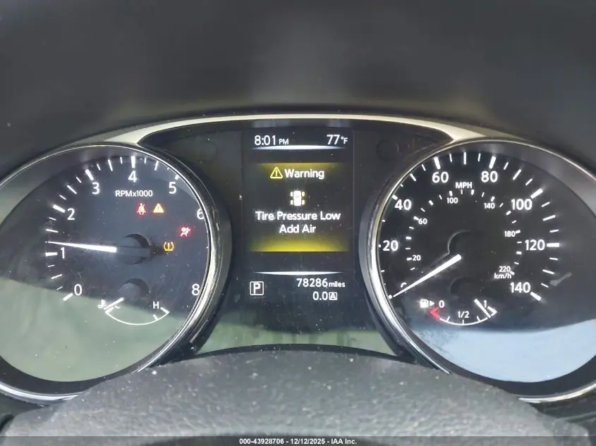 2015 NISSAN ROGUE SL