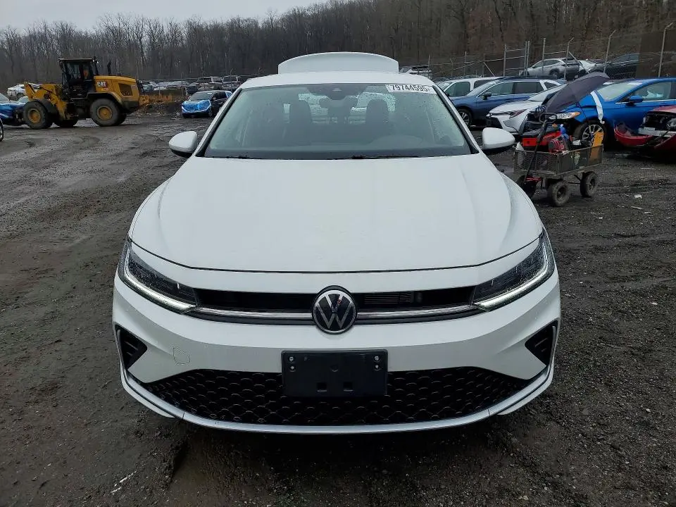 2025 VOLKSWAGEN JETTA SE  