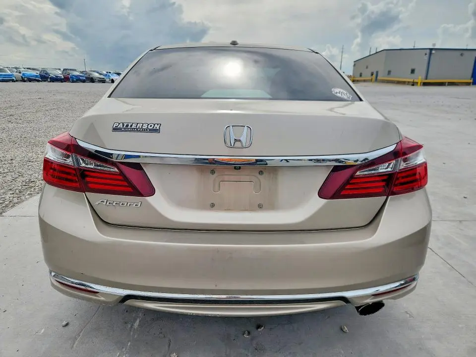 2016 HONDA ACCORD EX  
