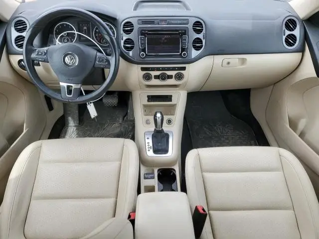 2014 VOLKSWAGEN TIGUAN S  