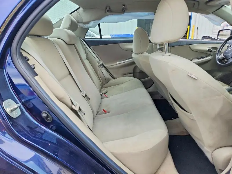 2013 TOYOTA COROLLA LE  