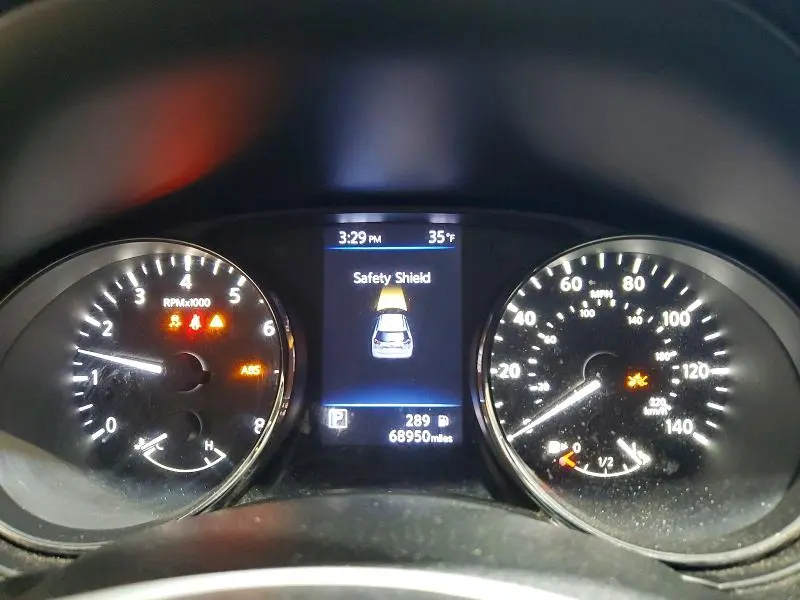 2018 NISSAN ROGUE SV  
