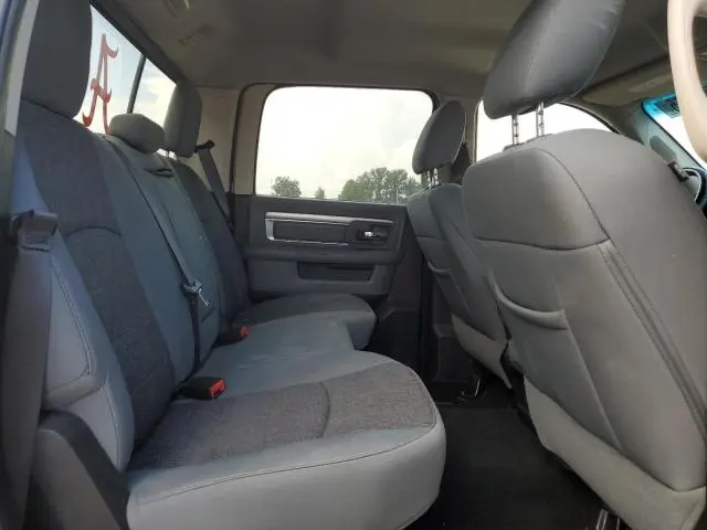 2015 RAM 1500 SLT  