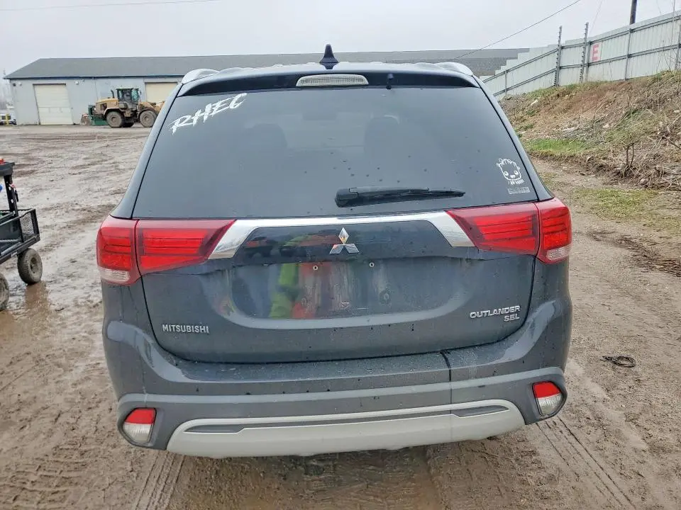 2019 MITSUBISHI OUTLANDER SE  