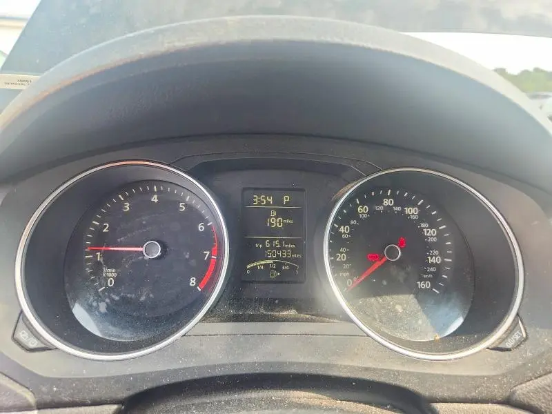 2015 VOLKSWAGEN JETTA SE  