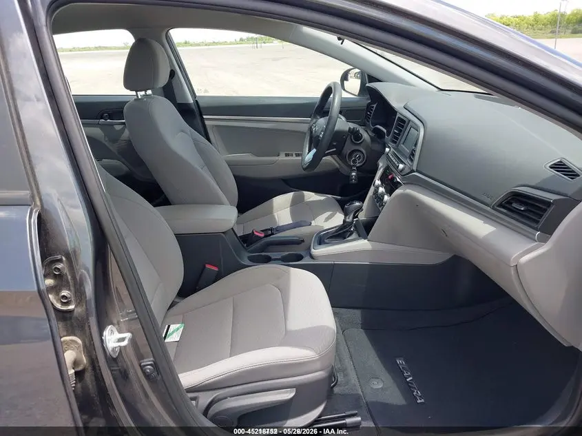2020 HYUNDAI ELANTRA SE