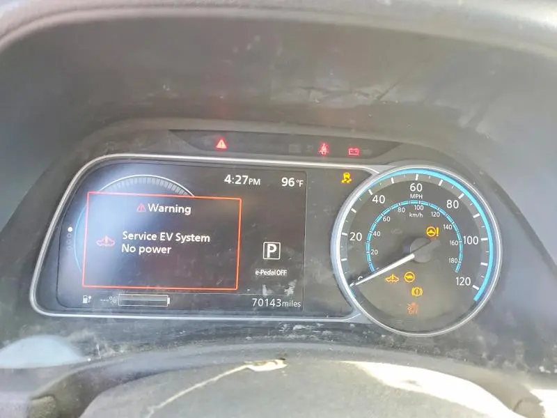 2018 NISSAN LEAF SL  