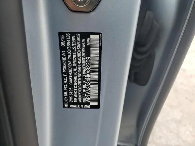 2017 PORSCHE CAYENNE   