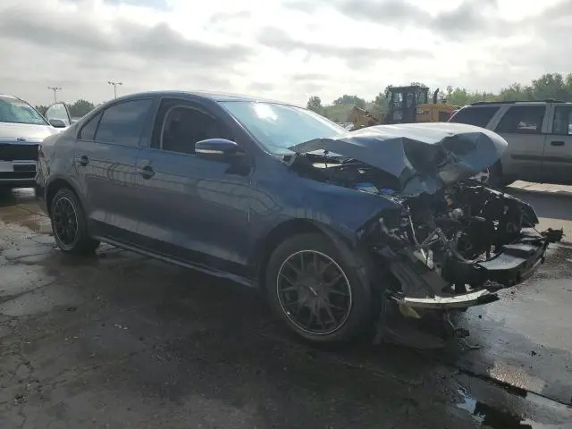 2014 VOLKSWAGEN JETTA SE  