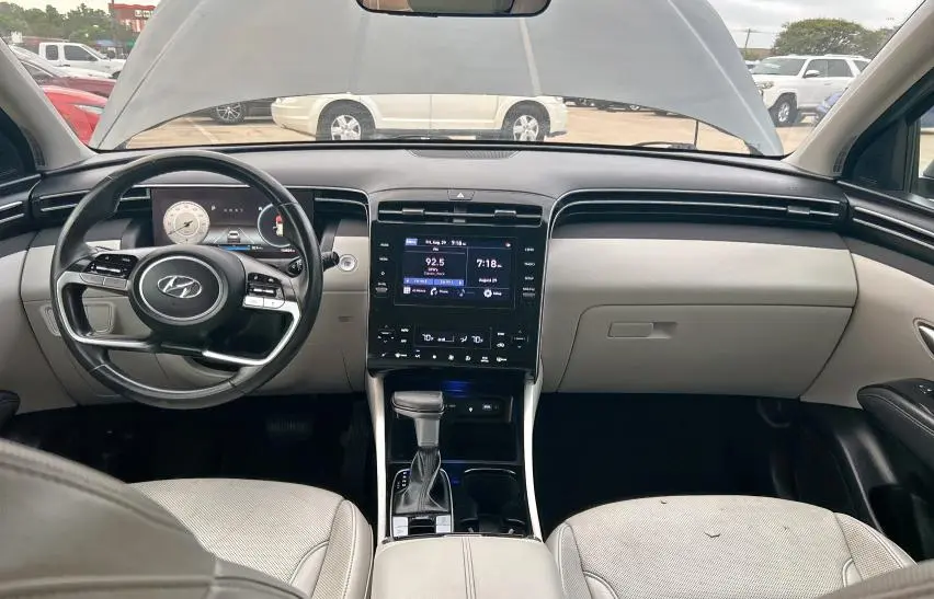 2022 HYUNDAI TUCSON SEL  