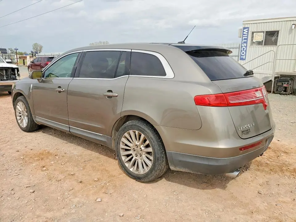 2012 LINCOLN MKT   