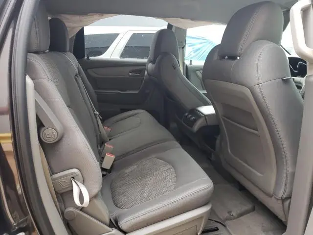 2016 CHEVROLET TRAVERSE LS  