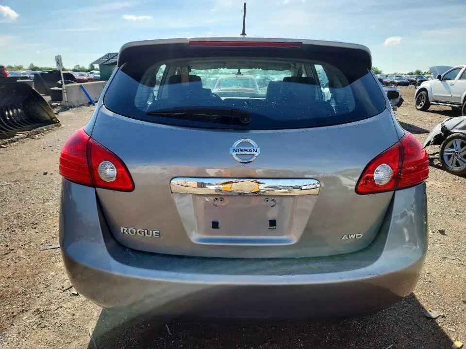 2011 NISSAN ROGUE S  
