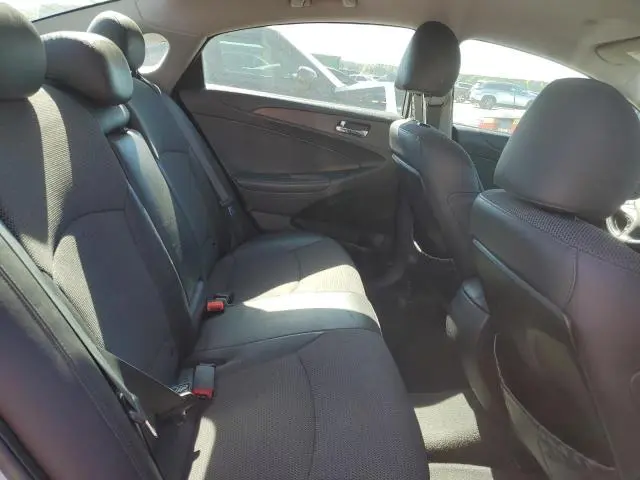 2012 HYUNDAI SONATA SE  